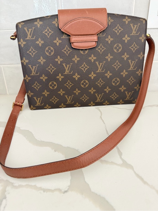 Louis Vuitton Handbags - Louis Vuitton Monogram Courcelles Purse